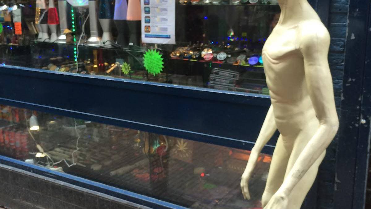 Alien Visitors - Foto 4