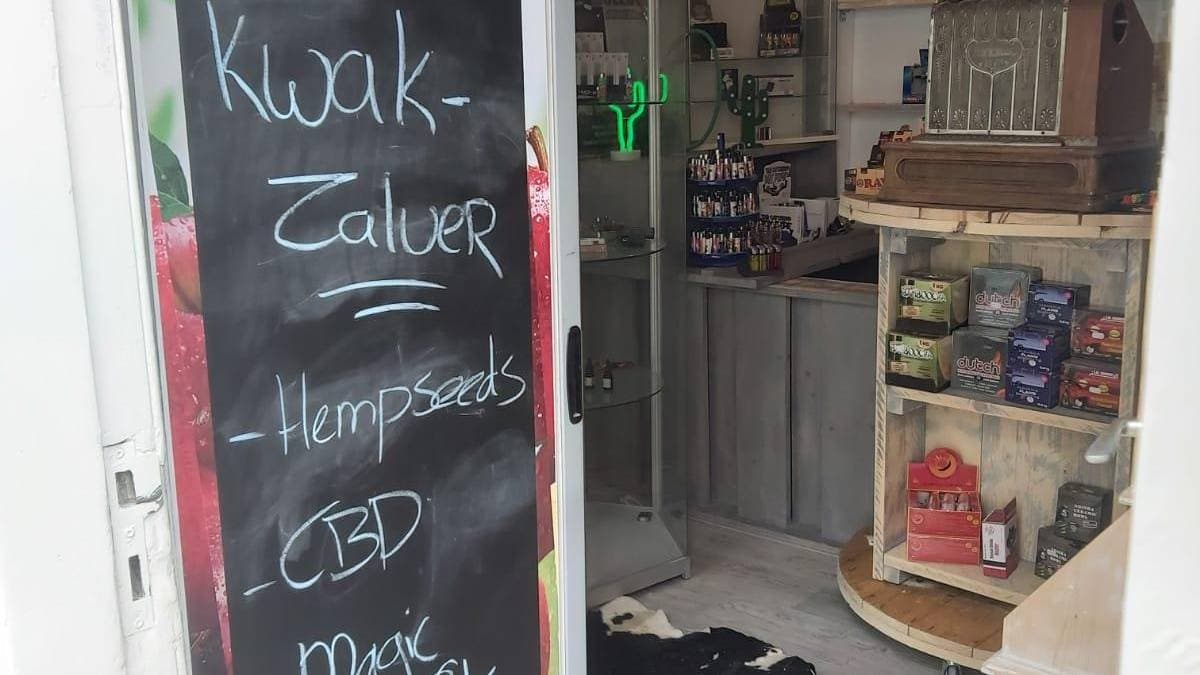 De kwakzalver - Hoofdfoto